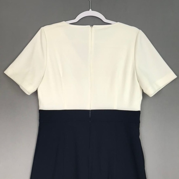 Vince Camuto Dress 8 Ivory Blue Sheath Colorblock V Neck Short Sleeve Scuba FLAW - Picture 6 of 14